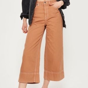 TopShop Cropped Wide Leg Jeans NWOT